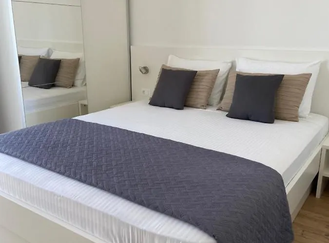 Jolanda Podgora (Split-Dalmatia)