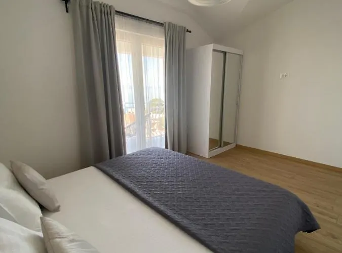 Jolanda Podgora (Split-Dalmatia)