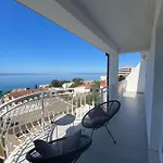 Διαμέρισμα Jolanda *